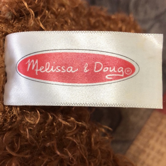 🛍️5/$20🛍️EUC, Adorable Melissa and Doug Bear. - Picture 4 of 4